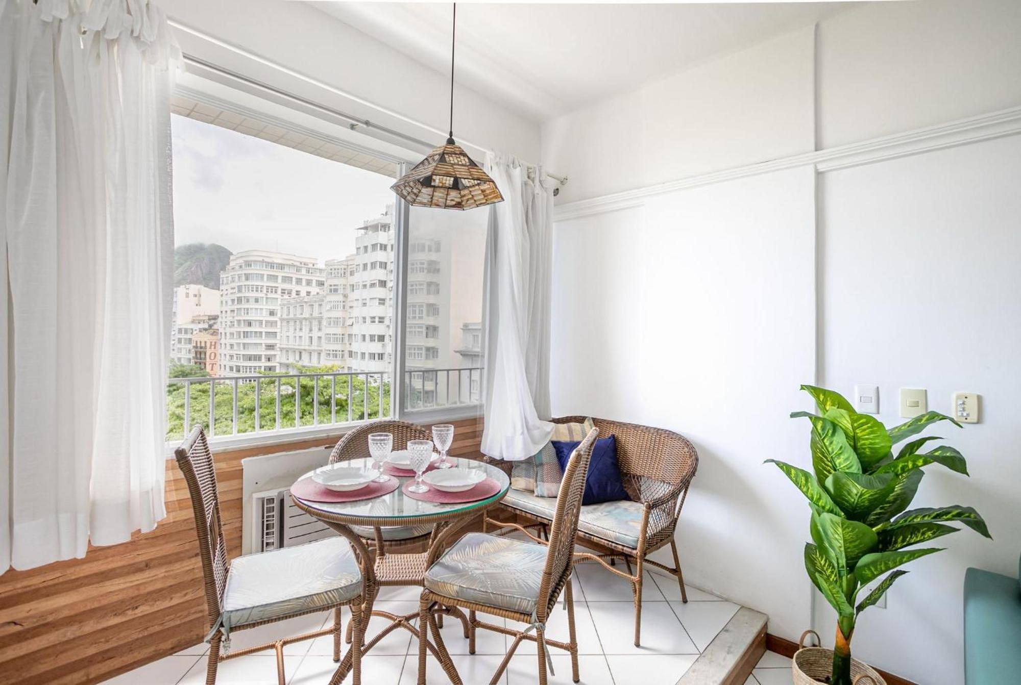 Copacabana: Vista Mar E Pet Friendly | 5 Hospedes - Rio de Janeiro — Fotos 2